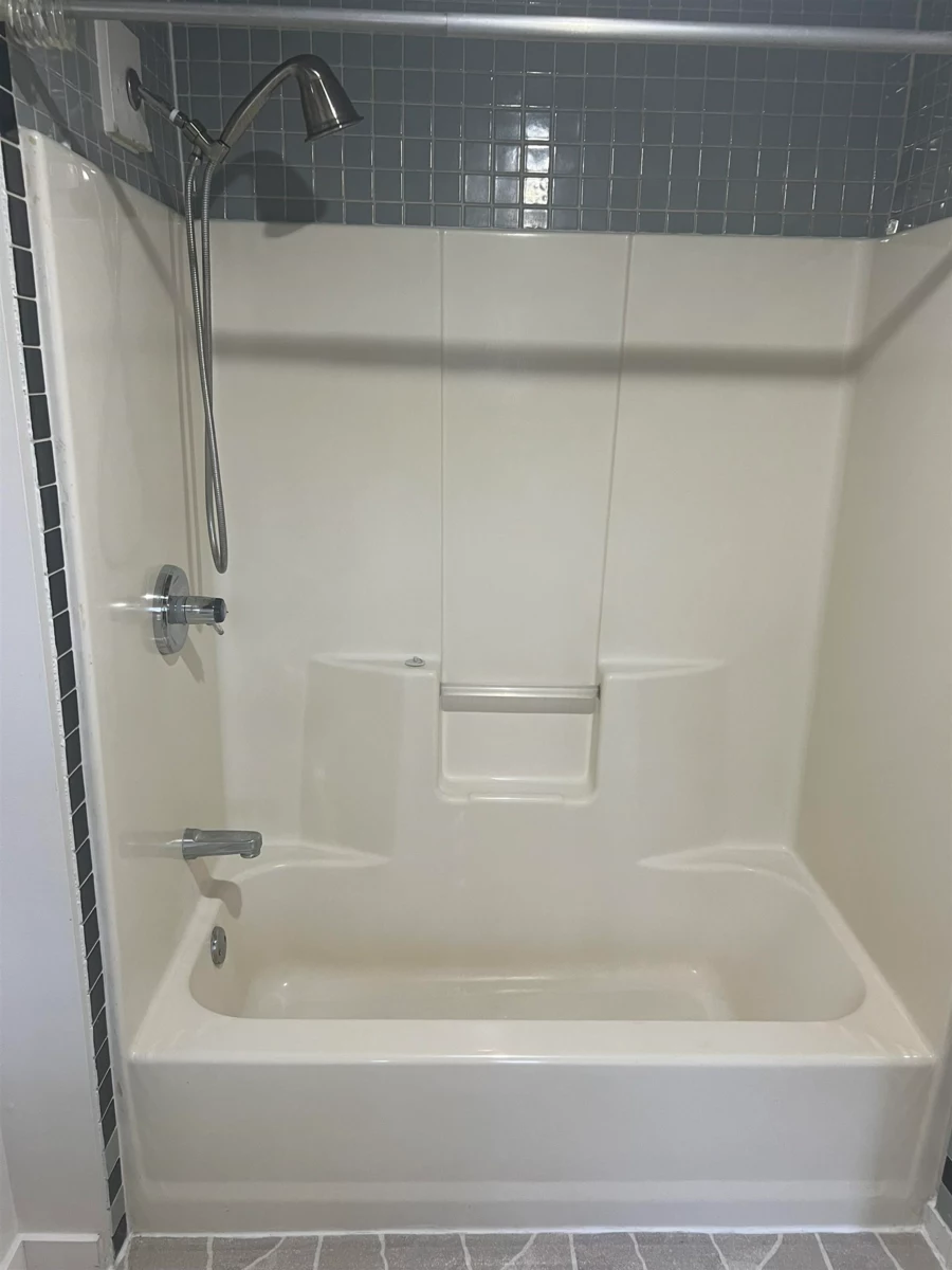 Outdoor Deck Photo of 716/718 Hillcrest Road, Gibsons, BC