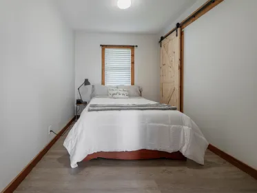 Bedroom 3 Photo of 716/718 Hillcrest Road, Gibsons, BC
