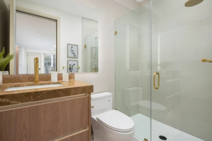 Guest Bathroom Photo of 6664 Balsam Street, Vancouver, BC