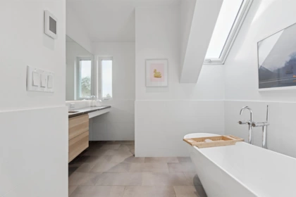 Guest Bathroom Photo of 1425 William Avenue, North Vancouver, BC
