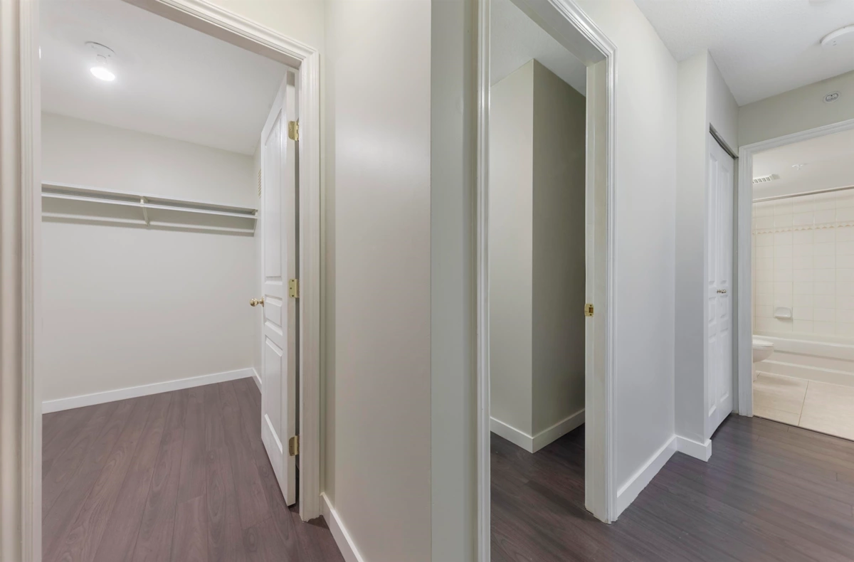 Guest Bathroom Photo of 309 1189 Howe Street, Vancouver, BC