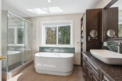 Entry Foyer Photo of 1501 Ostler Court, North Vancouver, BC