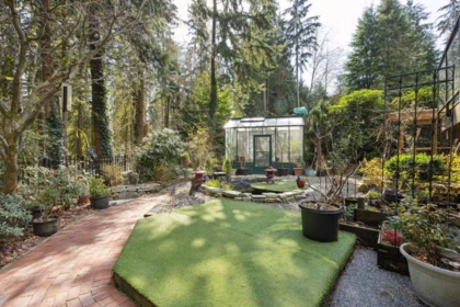 Front Yard Photo of 1501 Ostler Court, North Vancouver, BC