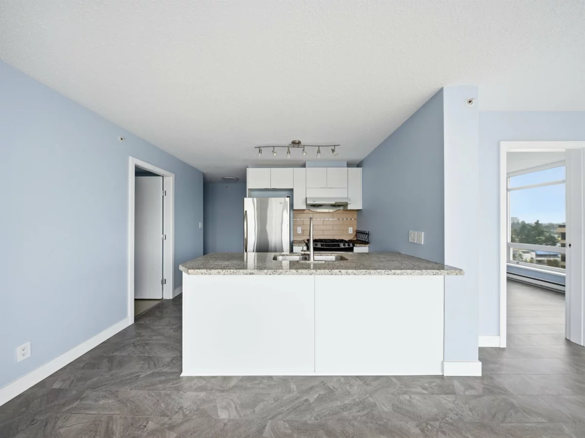 Kitchen Island Photo of 1105 8288 Lansdowne Road, Richmond, BC