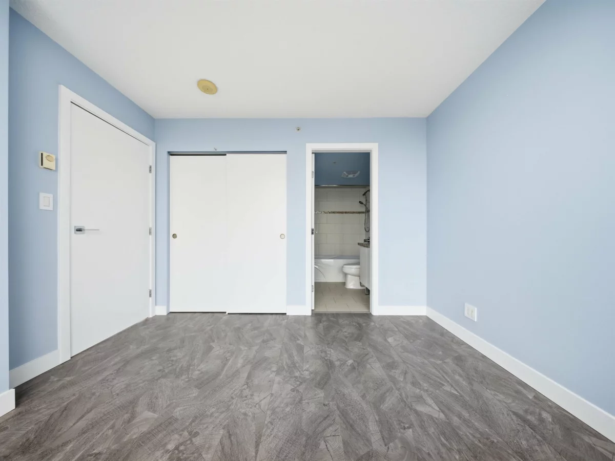 Primary Bathroom Photo of 1105 8288 Lansdowne Road, Richmond, BC