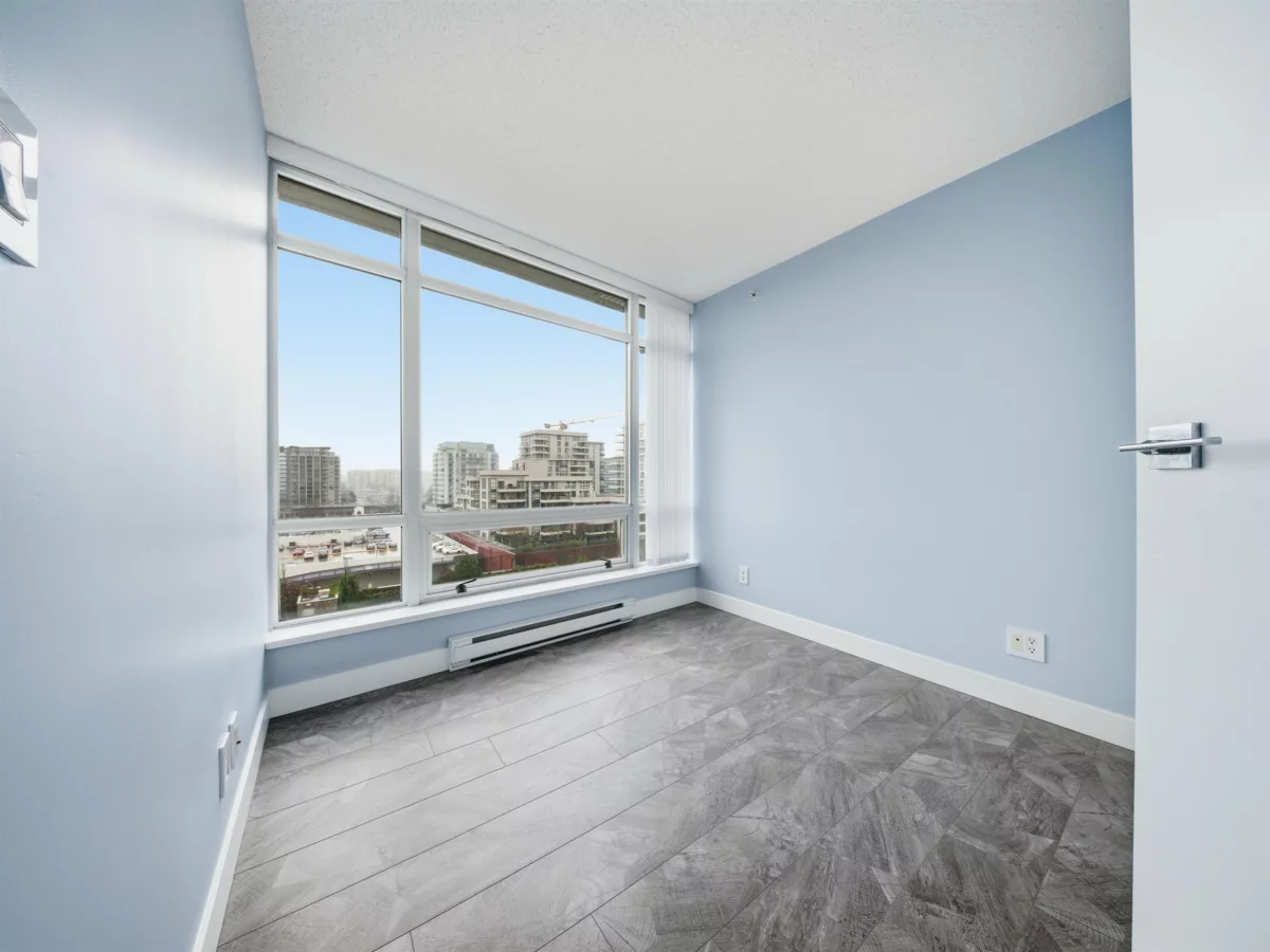 Walk-In Closet Photo of 1105 8288 Lansdowne Road, Richmond, BC