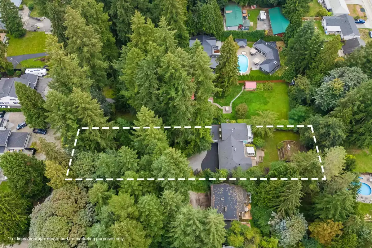 Dining Area Photo of 21470 124th Avenue, Maple Ridge, BC