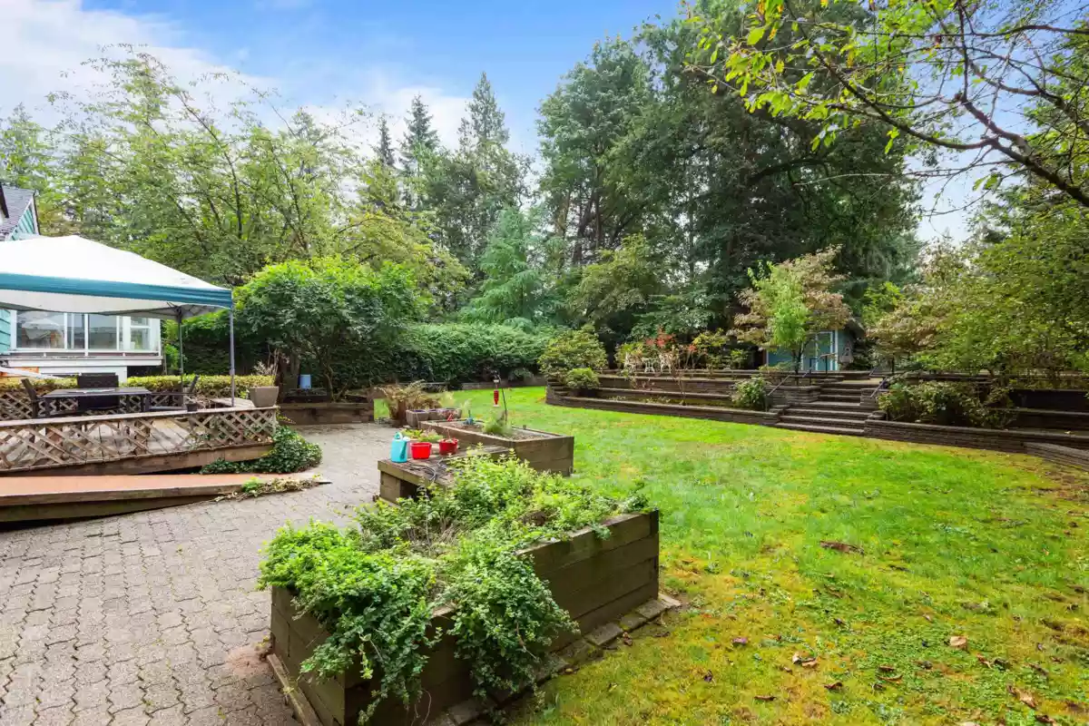 Hot Tub / Spa Photo of 21470 124th Avenue, Maple Ridge, BC