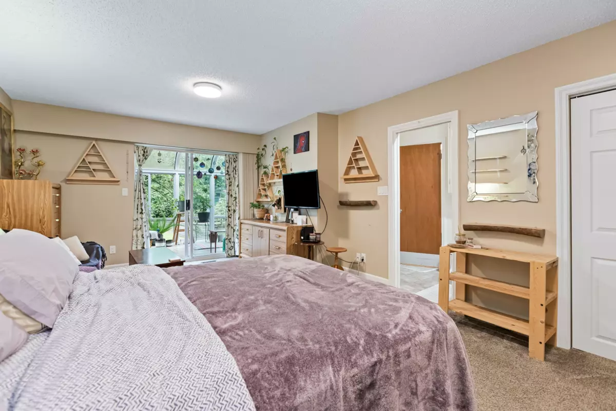 Outdoor Patio Photo of 21470 124th Avenue, Maple Ridge, BC