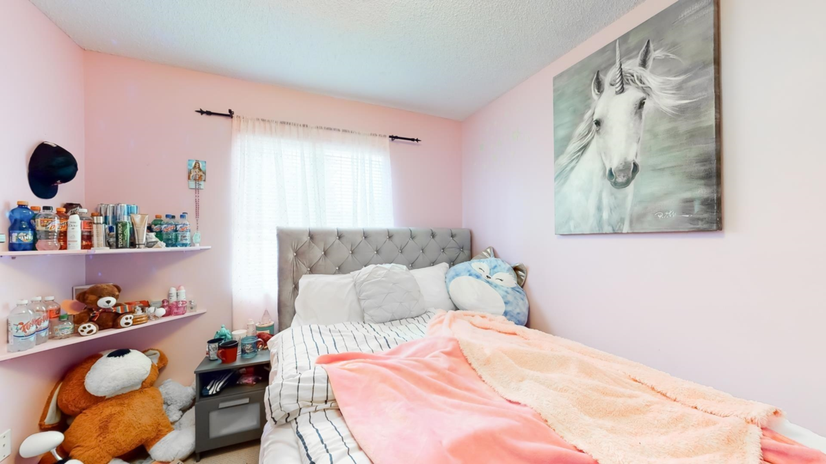 Mudroom Photo of 14096 66a Avenue, Surrey, BC