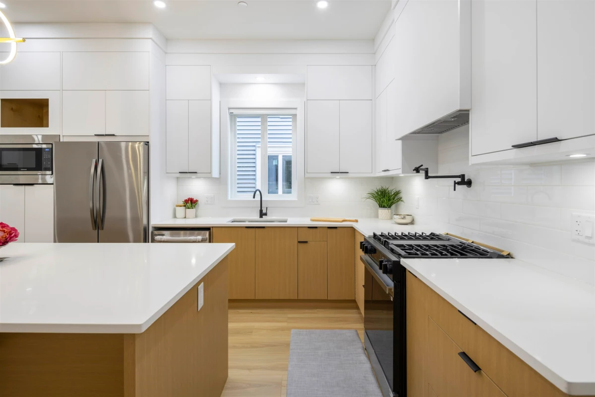 Dining Area Photo of 7683 197 Street, Langley, BC
