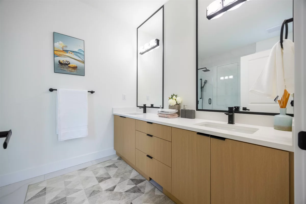 Garage Interior Photo of 7683 197 Street, Langley, BC