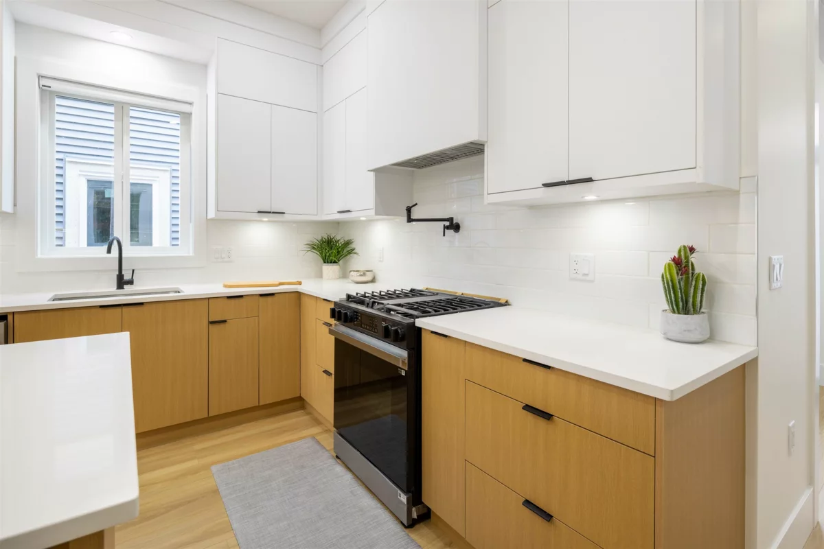 Kitchen Photo of 7683 197 Street, Langley, BC