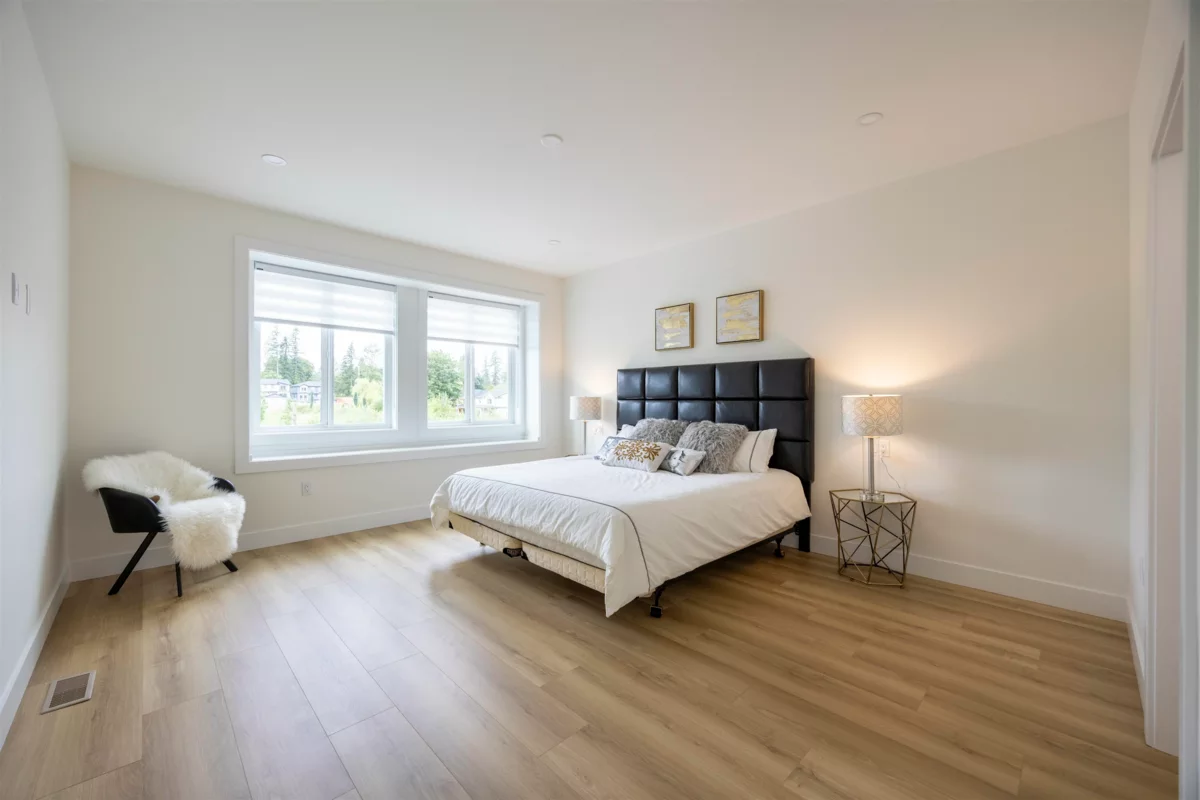 Powder Room Photo of 7683 197 Street, Langley, BC