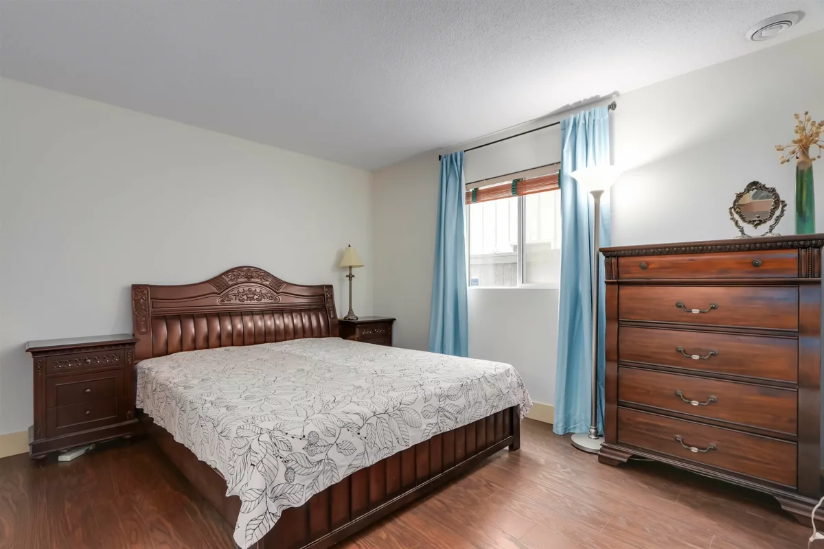 Entry Foyer Photo of 7680 Cheviot Place, Richmond, BC