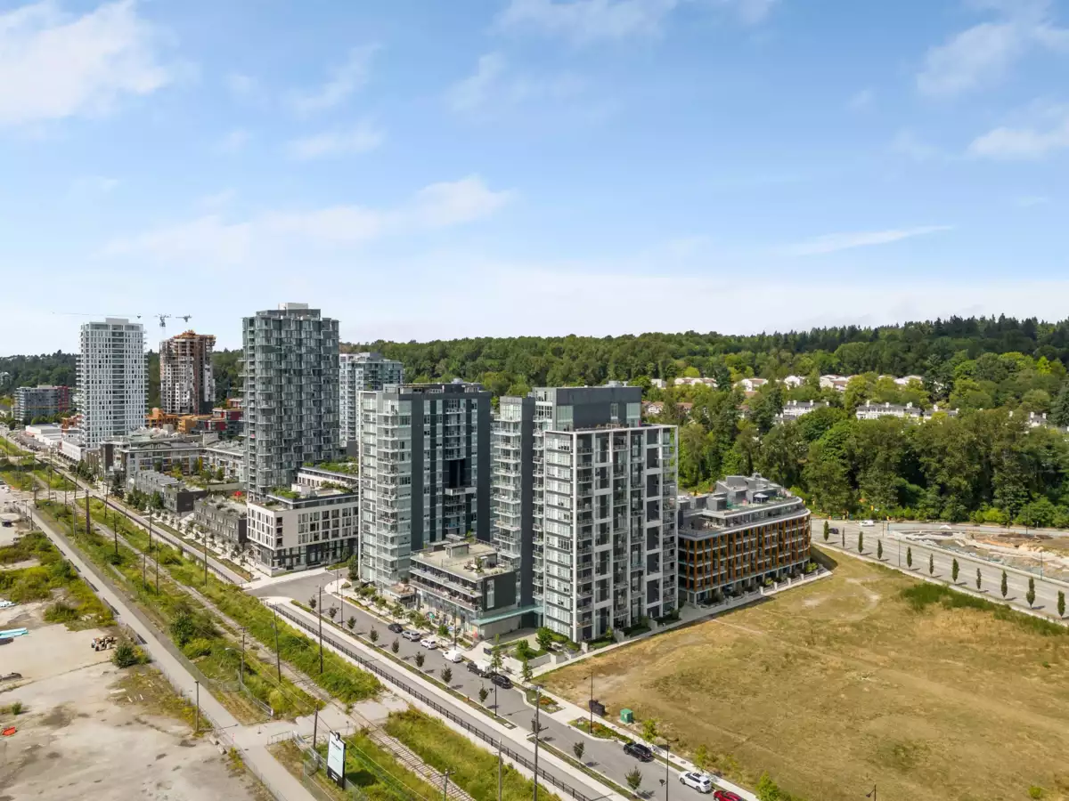 Garden / Landscaping Photo of 309 3588 Sawmill Crescent, Vancouver, BC