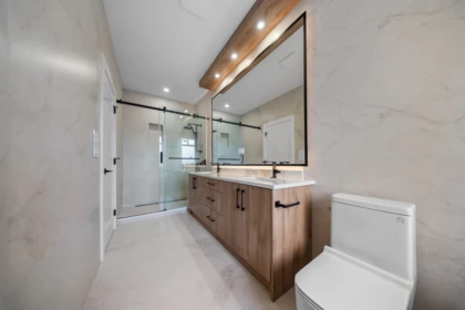 Basement Recreation Room Photo of 16471 20 Avenue, Surrey, BC