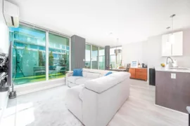 1201 6951 Elmbridge Way, Richmond, BC