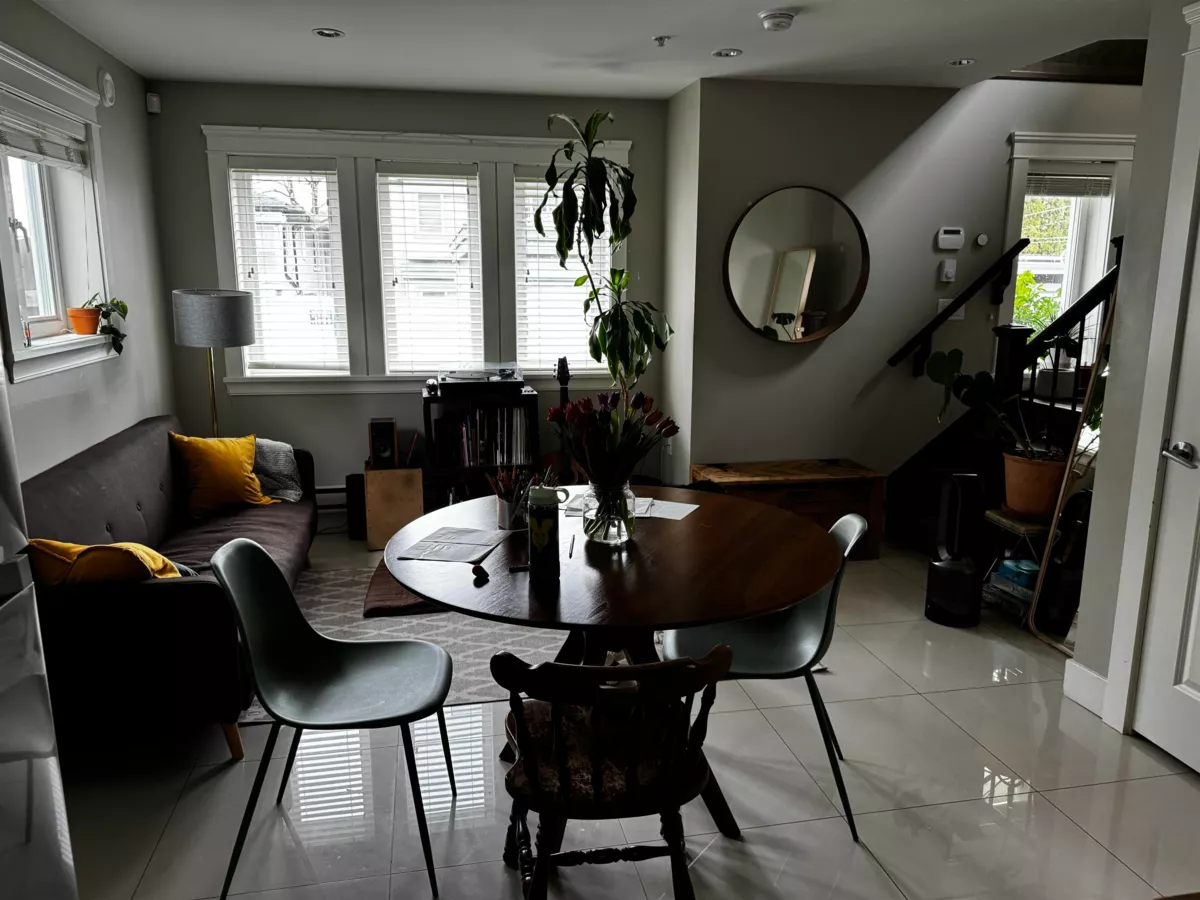 Family Room Photo of 1865 E 37th Avenue, Vancouver, BC