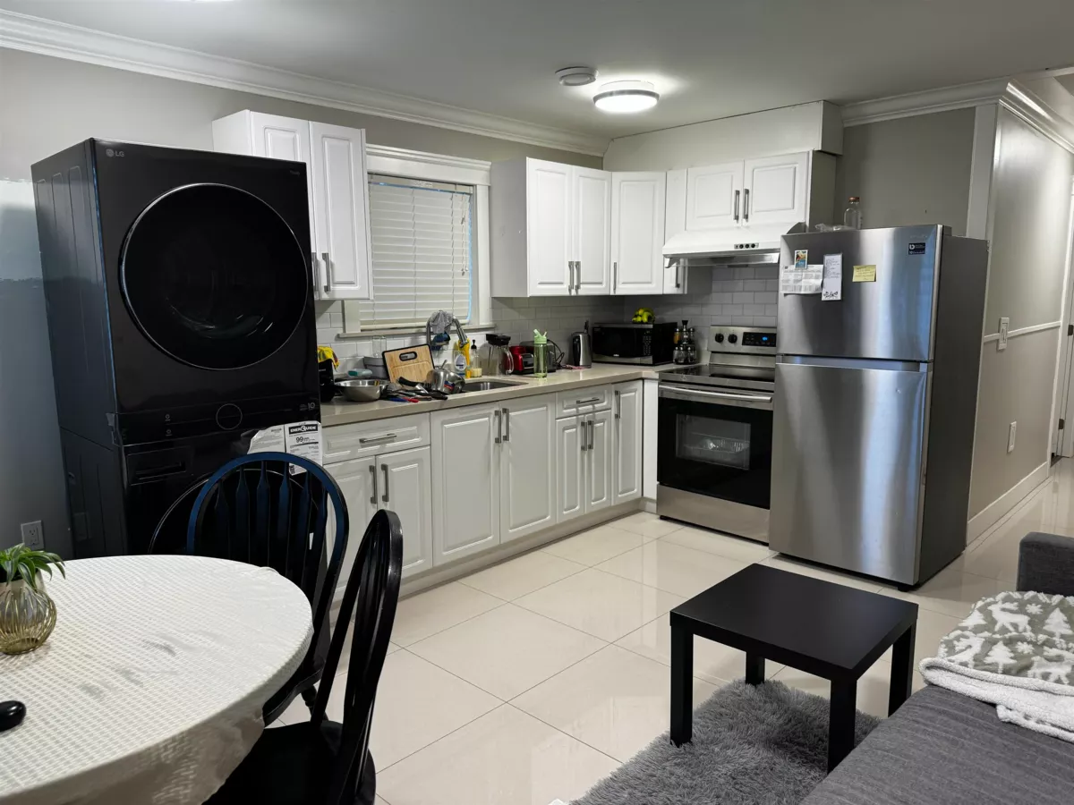 Pantry Photo of 1865 E 37th Avenue, Vancouver, BC