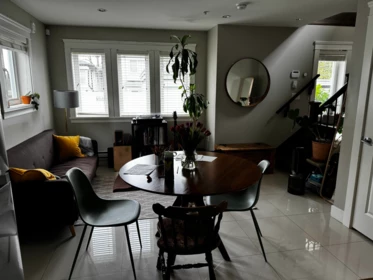 1865 E 37th Avenue, Vancouver, BC, Vancouver — Single Family Residence for sale