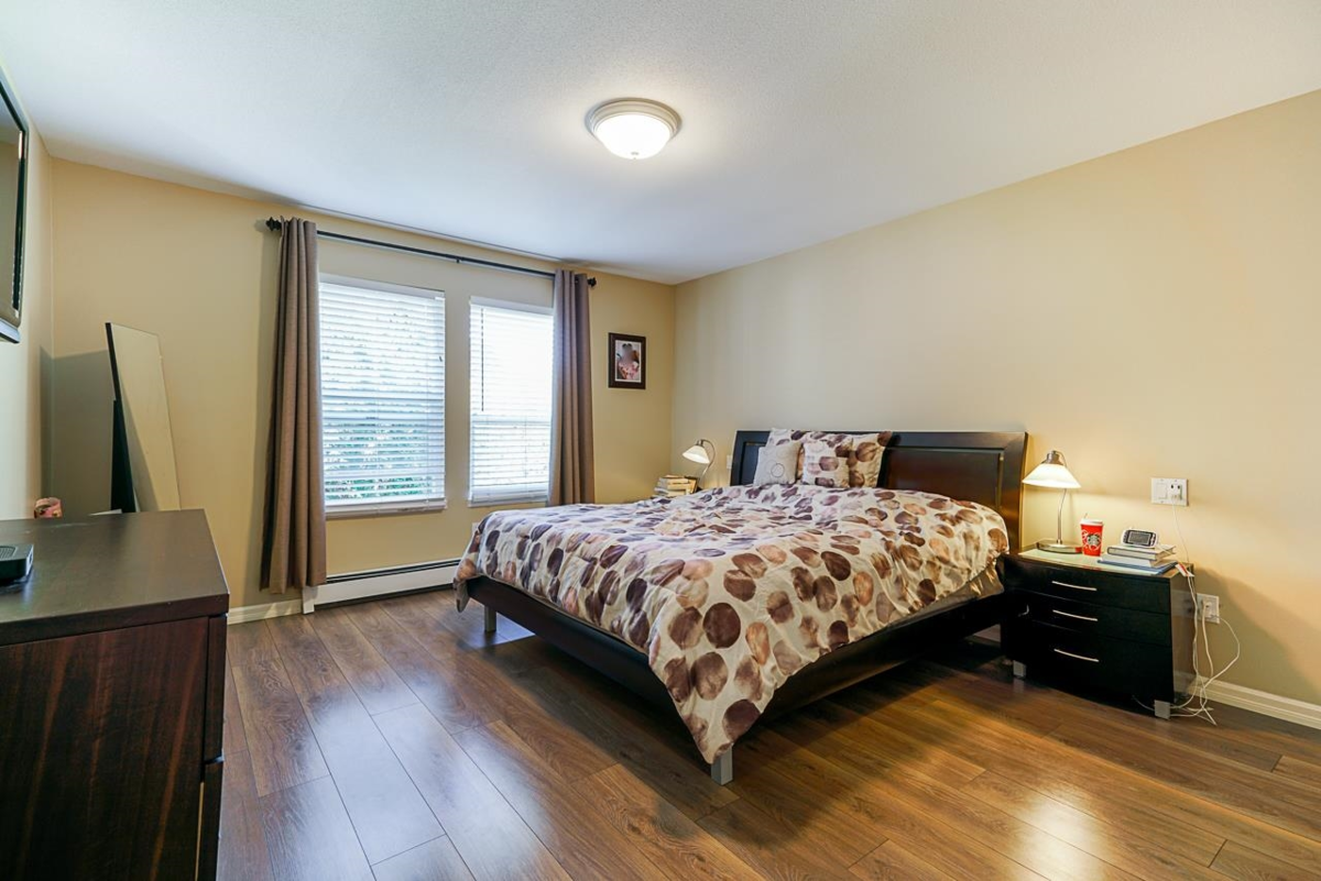 Bedroom 3 Photo of 2155 156 Street, Surrey, BC