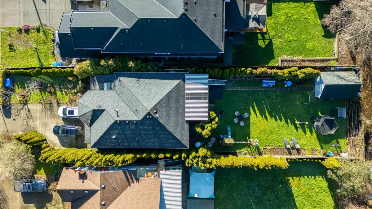 Fitness Center Photo Near 2155 156 Street, Surrey, BC