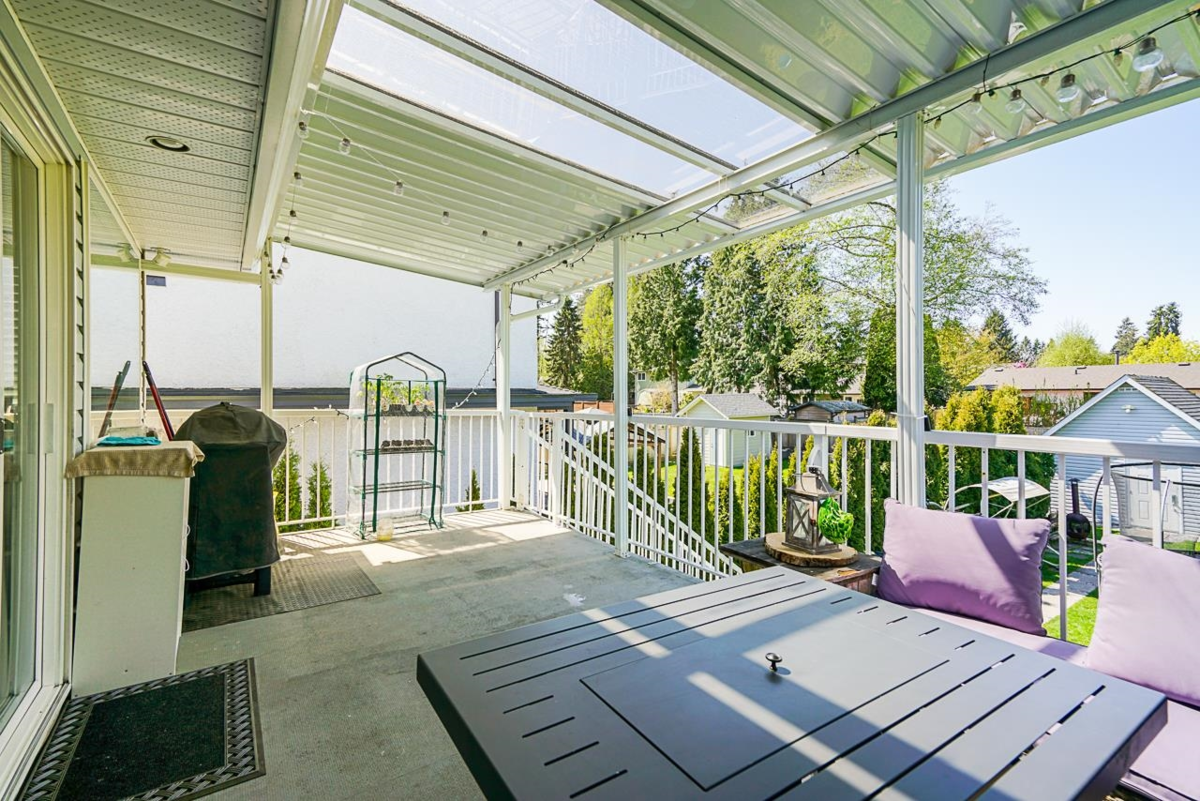 Front Yard Photo of 2155 156 Street, Surrey, BC