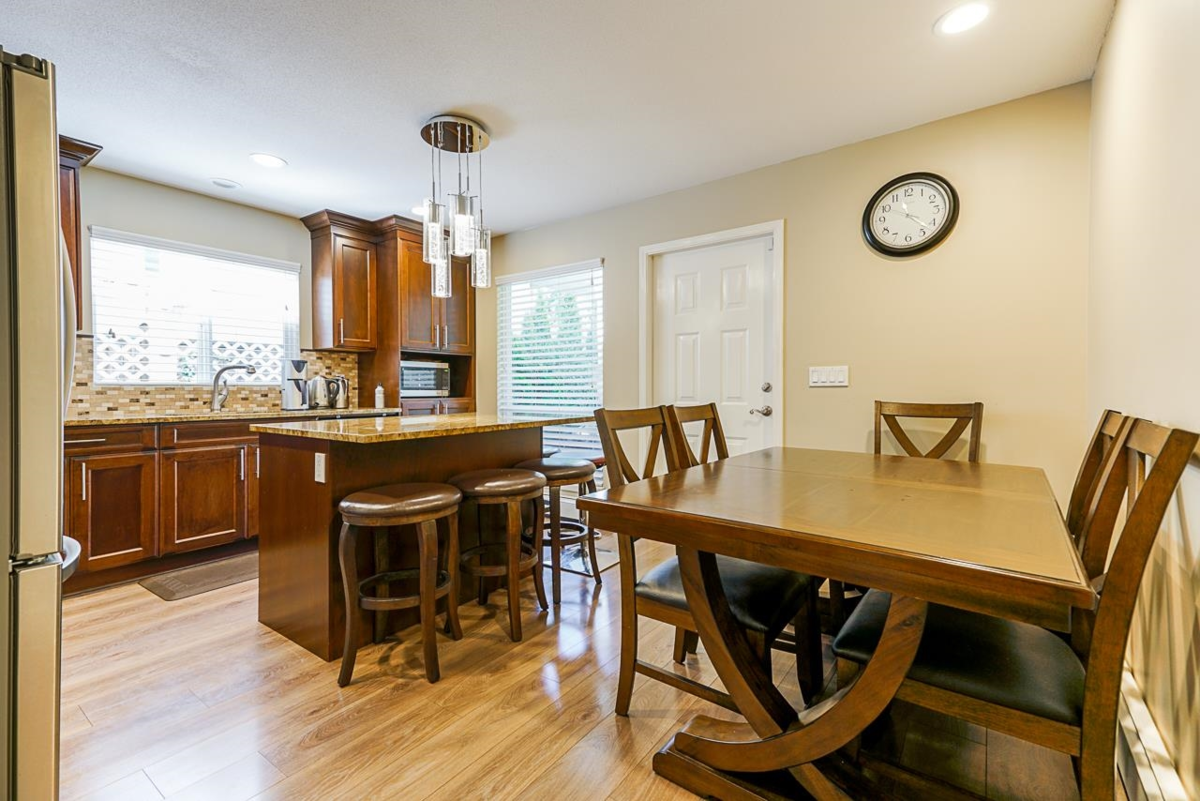 Mudroom Photo of 2155 156 Street, Surrey, BC