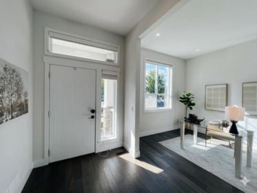 16509 25 Avenue, Surrey, BC, Grandview Surrey — 5 bed single family residence for sale