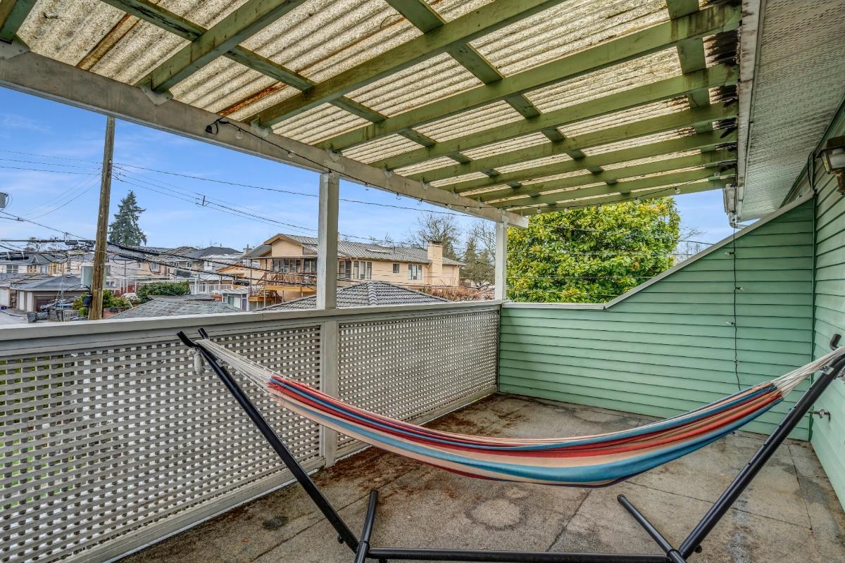 Basement Recreation Room Photo of 3555 Trafalgar Street, Vancouver, BC