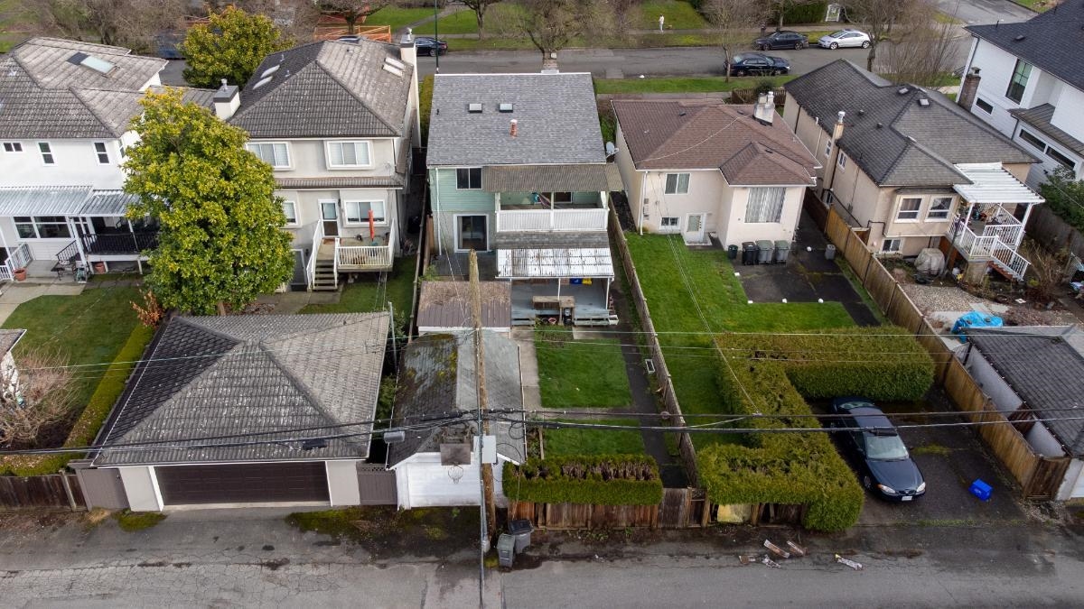 Front Yard Photo of 3555 Trafalgar Street, Vancouver, BC