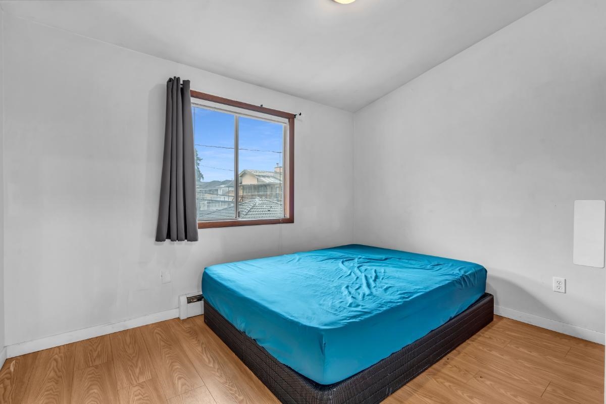 Powder Room Photo of 3555 Trafalgar Street, Vancouver, BC