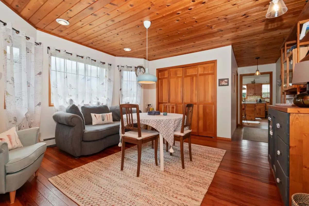 Garden / Landscaping Photo of 9495 Ford Road, Rosedale, BC