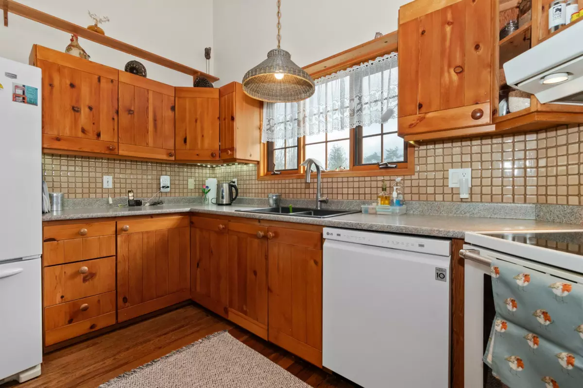 Outdoor Patio Photo of 9495 Ford Road, Rosedale, BC