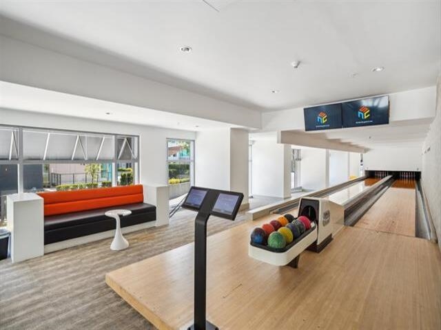 Entry Foyer Photo of 3601 9981 Whalley Boulevard, Surrey, BC