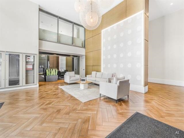 Staircase Photo of 3601 9981 Whalley Boulevard, Surrey, BC