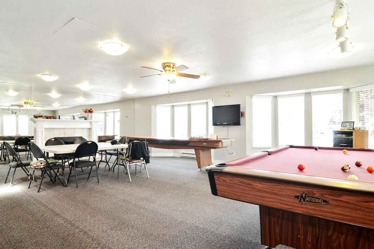 Basement Recreation Room Photo of 61 20554 118th Avenue, Maple Ridge, BC
