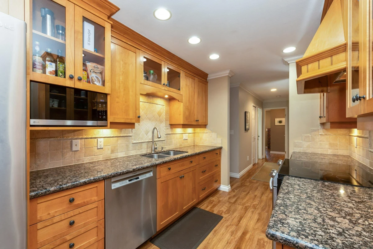 Breakfast Nook Photo of 61 20554 118th Avenue, Maple Ridge, BC