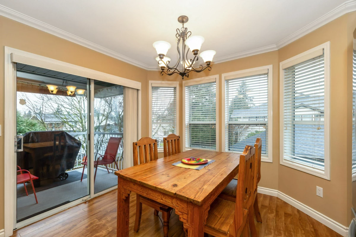 Kitchen Island Photo of 61 20554 118th Avenue, Maple Ridge, BC