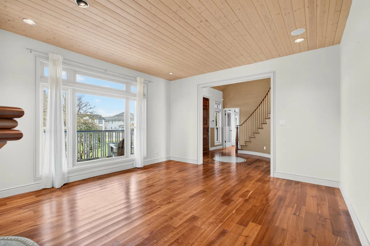 Breakfast Nook Photo of 11520 Blundell Road, Richmond, BC