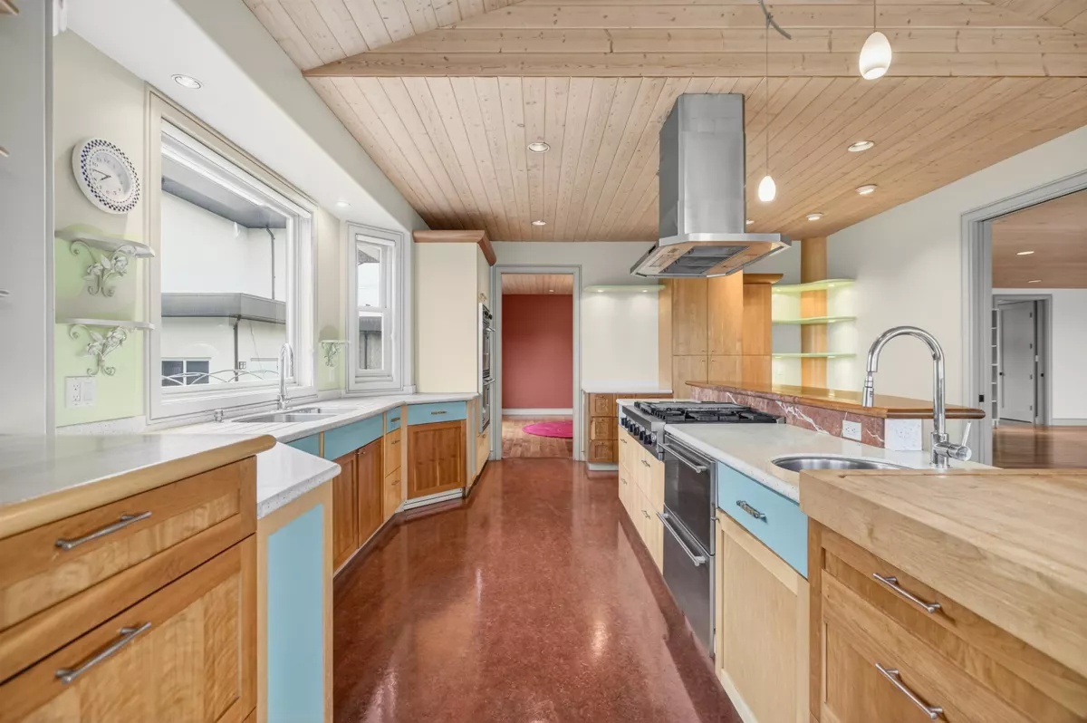 Loft / Bonus Room Photo of 11520 Blundell Road, Richmond, BC