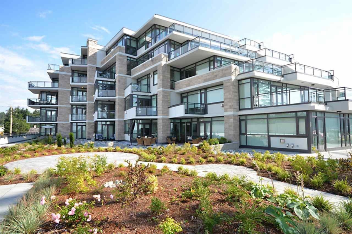 Backyard Photo of 206 5665 Teredo Street, Sechelt, BC