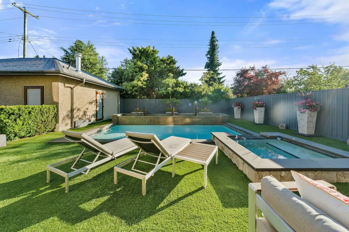 Living Room Photo of 2809 Edgemont Boulevard, North Vancouver, BC