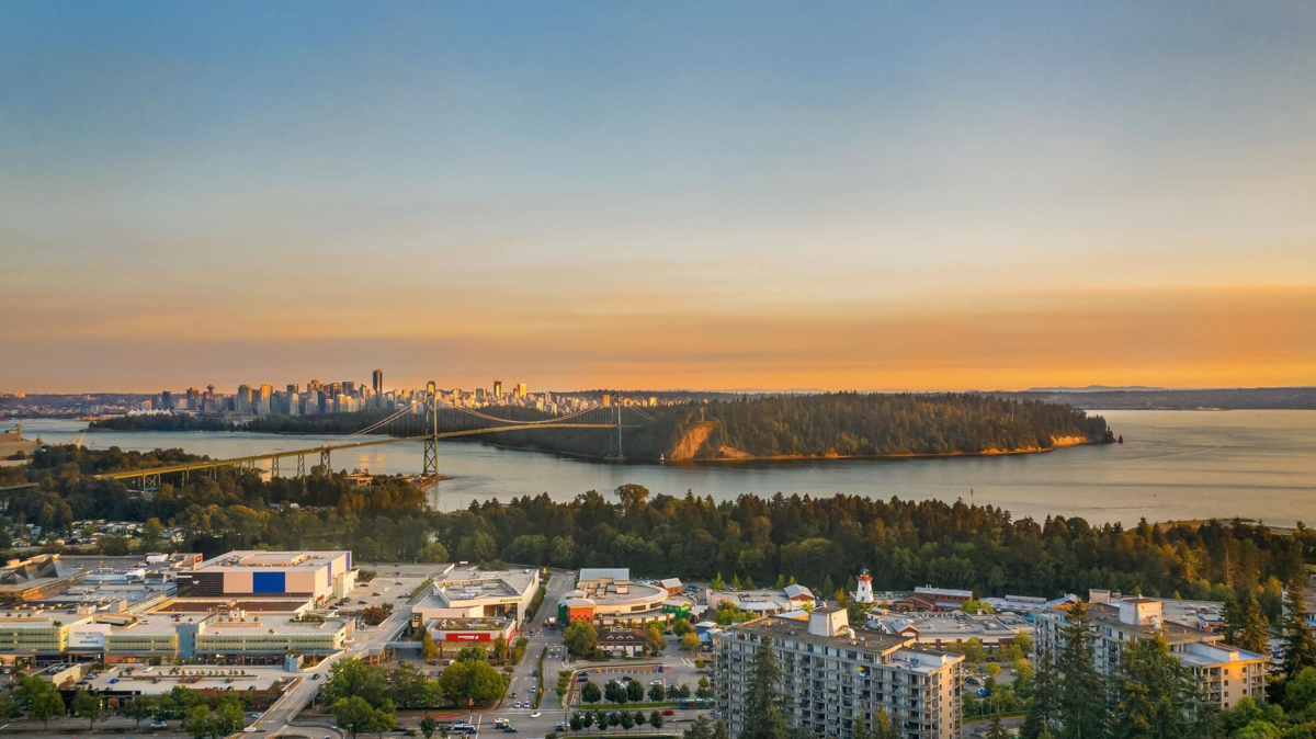 Outdoor Kitchen Photo of 598 Arthur Erickson Place, West Vancouver, BC