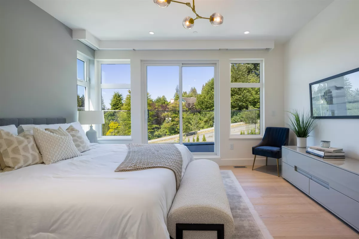 Primary Bathroom Photo of 598 Arthur Erickson Place, West Vancouver, BC