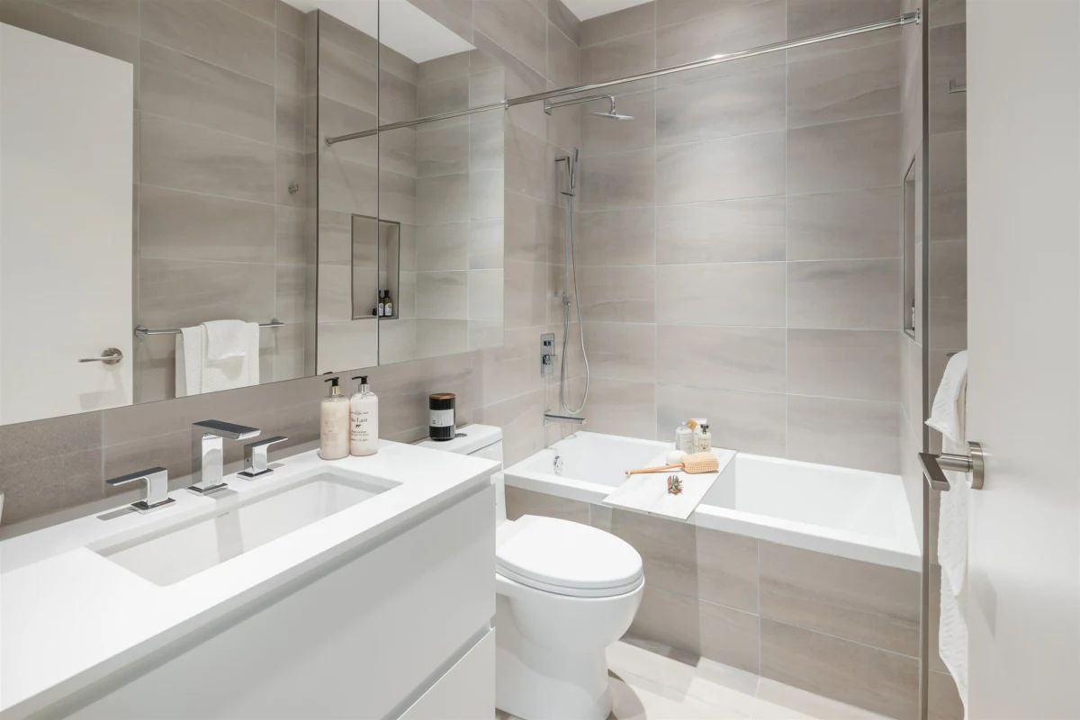 Walk-In Closet Photo of 598 Arthur Erickson Place, West Vancouver, BC