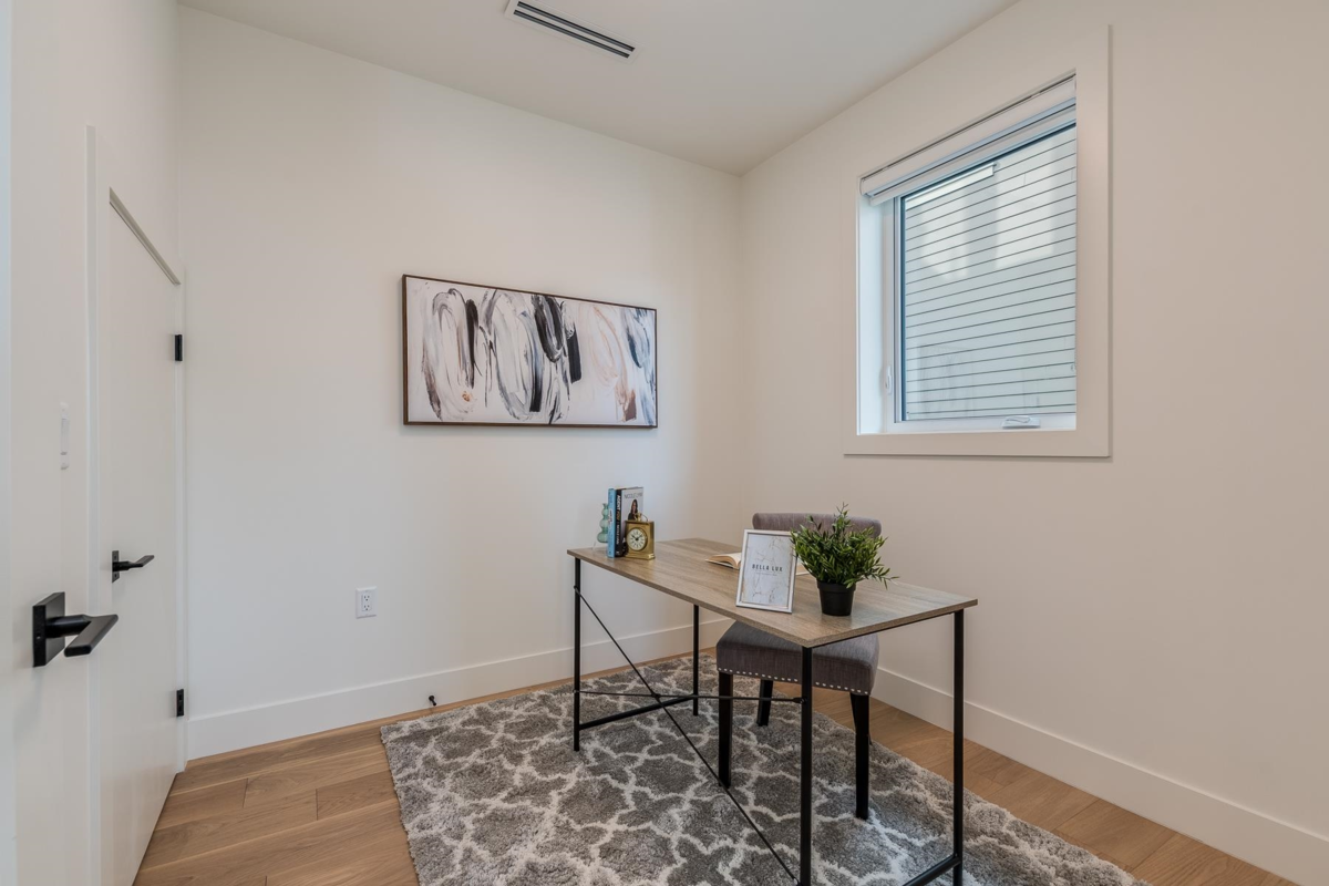 Primary Bedroom Photo of 1 2263 E 35th Avenue, Vancouver, BC