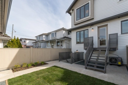 Garden / Landscaping Photo of 1 2263 E 35th Avenue, Vancouver, BC