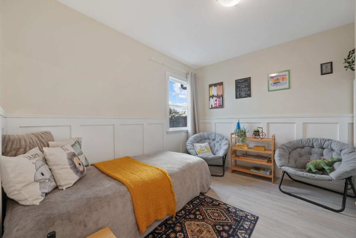 Backyard Photo of 18871 71 Avenue, Surrey, BC